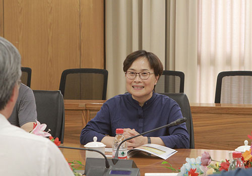 中国矿业大学党委书记刘波一行到上海ag真人平台官方集团走访交流(图3)