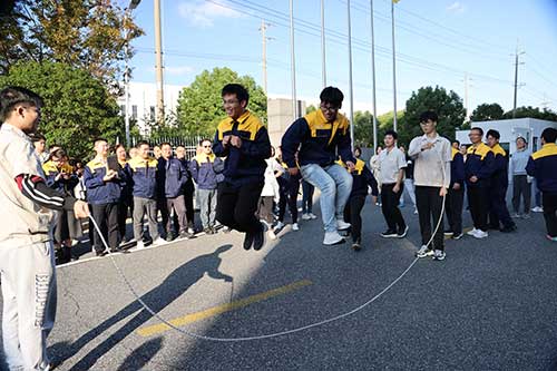 秋韵飞扬 活力绽放 | 上海ag真人平台官方集团秋季运动会取得圆满成功(图6)
